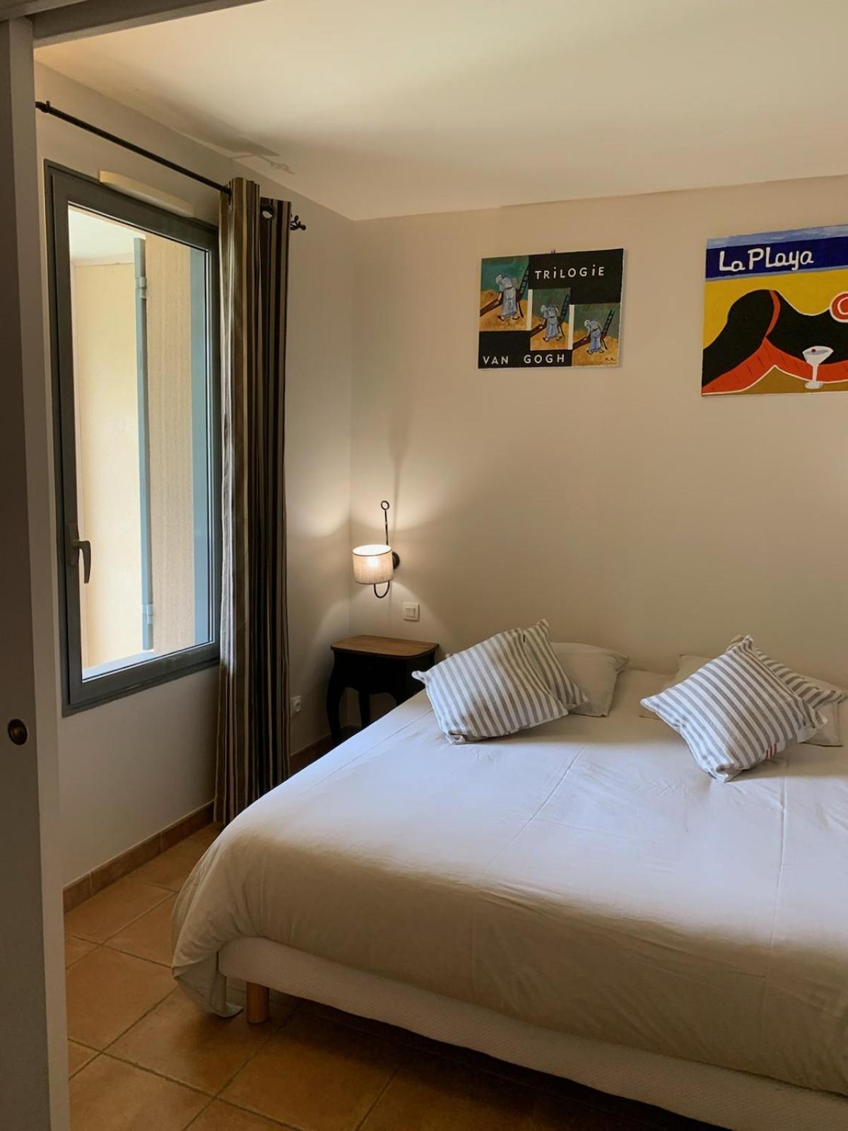 Appartement Cosy Avec Climatisation Reversible Golf De Saumane Luaran gambar